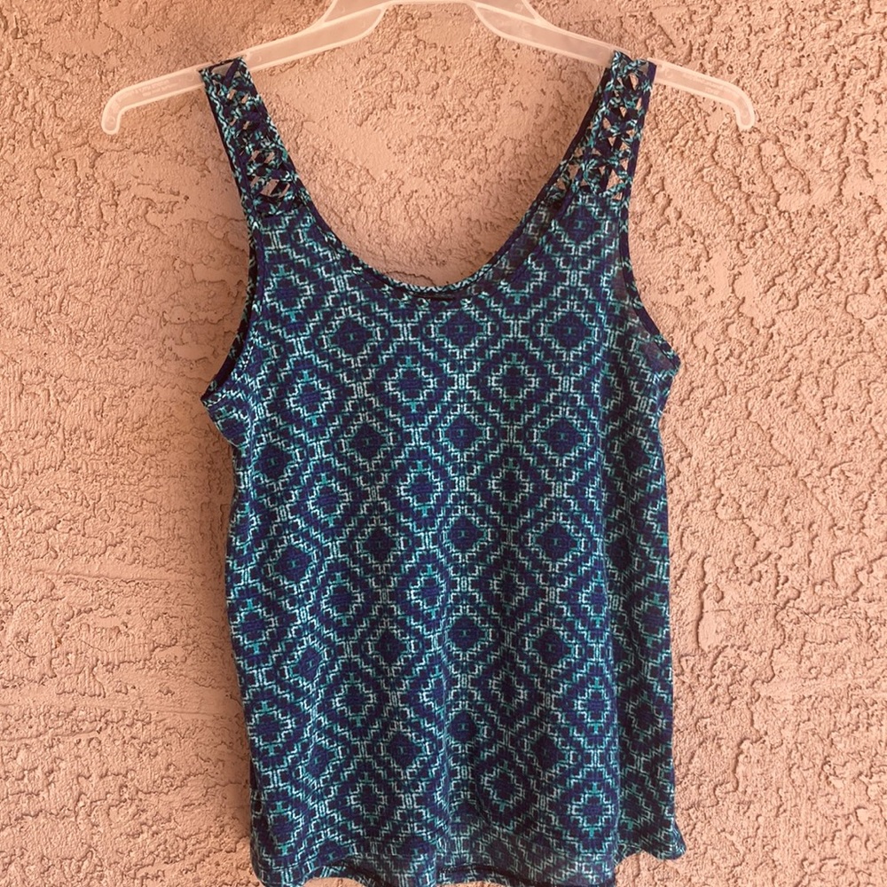 H&M women’s blue and green sleeveless blouse xs
